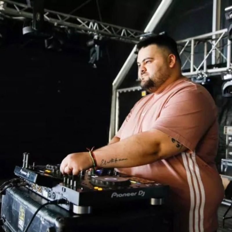 WhatsApp Image 2025-12-10 at 16.23.37